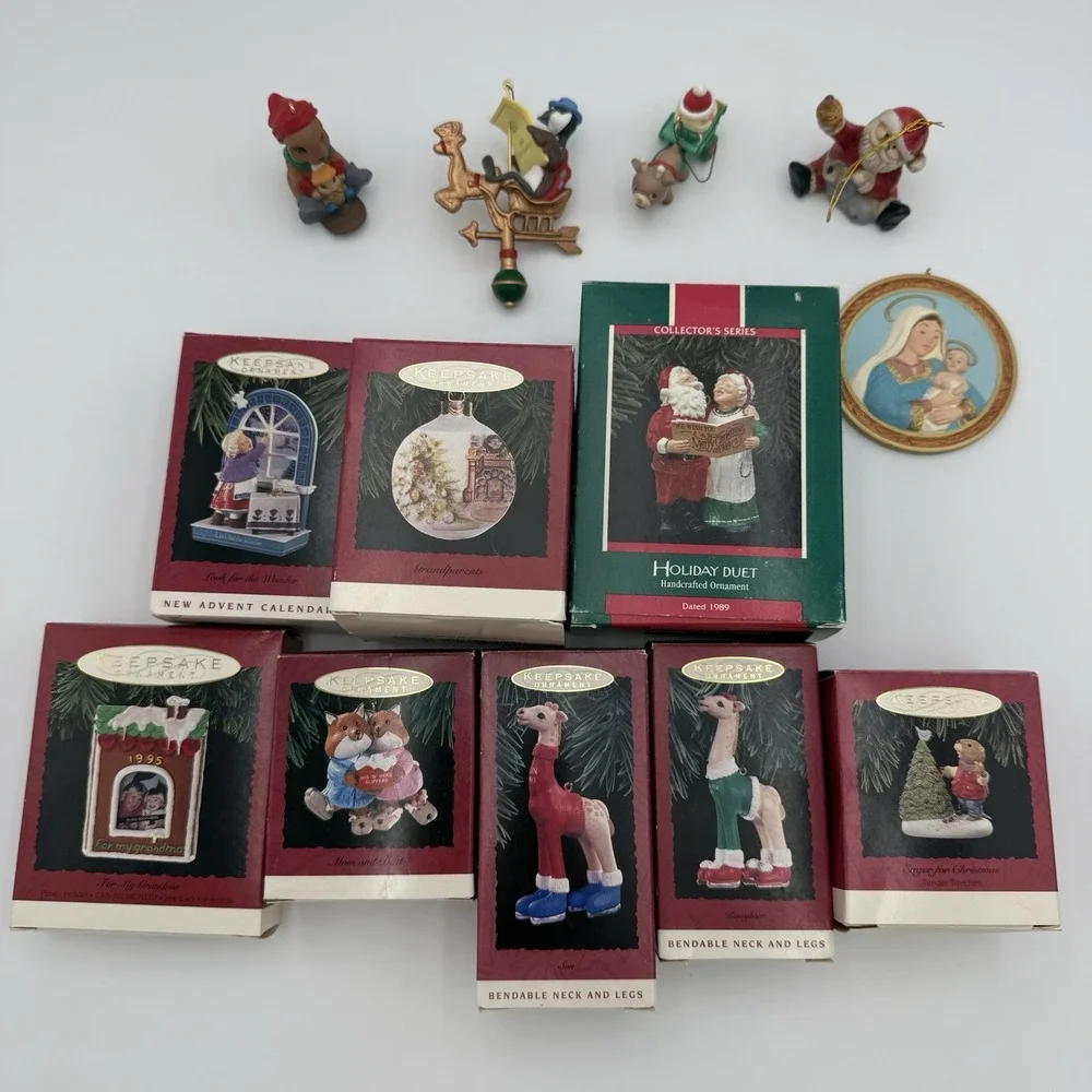 Lot Of‎ 13 Vintage Hallmark Keepsake Christmas Theme Santa Giraffe Grandparents